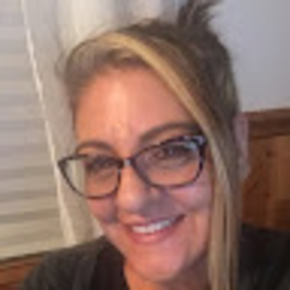 Meet your Posher, Teresa